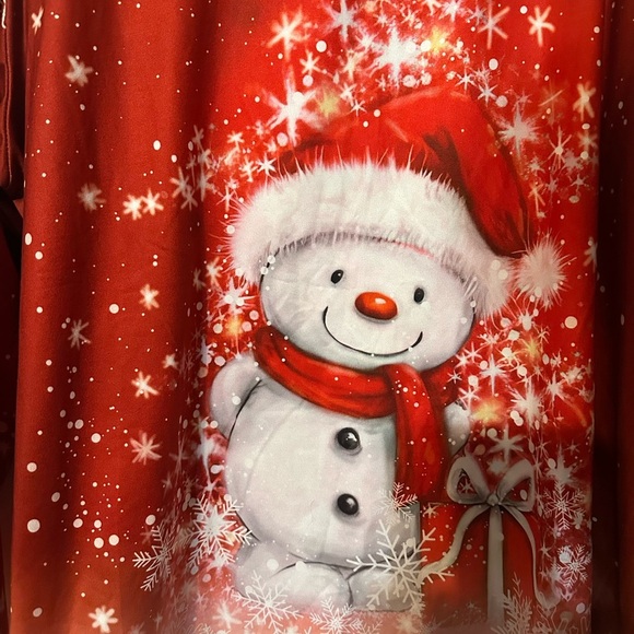 SHEIN Curve Red Snowman Christmas Top 1XL Long Sleeve Holiday Graphic Shirt - Picture 3 of 8